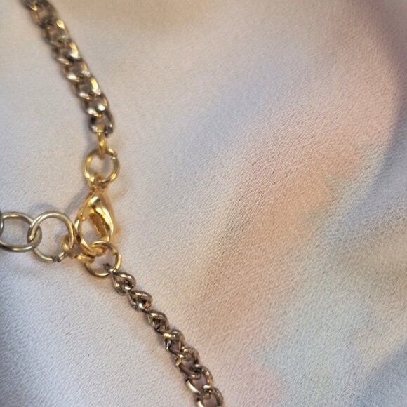 Artisan Handmade Resin Soft Pink and Gold Flake Gem Shape Necklace Earring Set - Picture 5 of 6